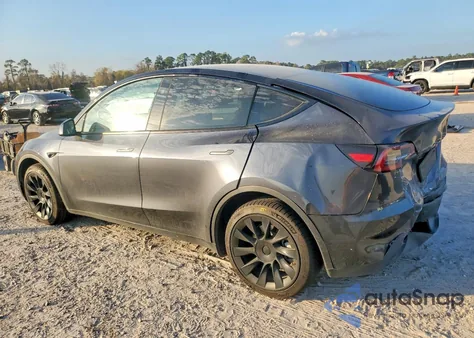 2024 Tesla Model Y from USA, damaged, VIN 7SAYGDEE5RA248897